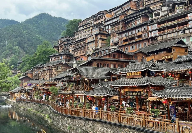 Tour Quý Châu – Thiên Hộ Miêu Trại 5N5Đ